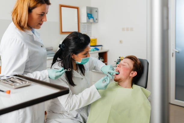 Best Weekend Emergency Dentist in Lake Shastina, CA